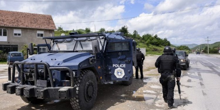 Kosovski MUP nabavio oklopna i blindirana vozila, vodene topove i duge cijevi