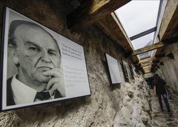 MIŠLJENJE – Kako sam vremenom bolje razumio Aliju Izetbegovića