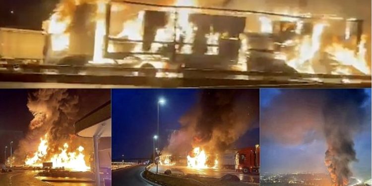 (FOTO) Kamiondžije pile alkohol pa se potukle: Nakon obračuna zapaljeno čak 6 kamiona