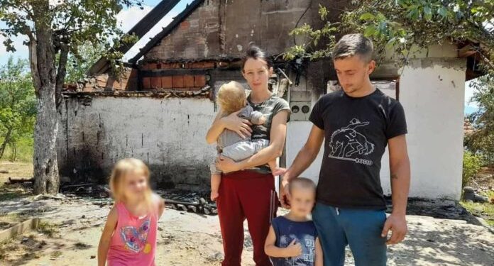 (VIDEO) BiH: Povratnička porodica Gerović iz Bratunca u požaru ostala bez doma