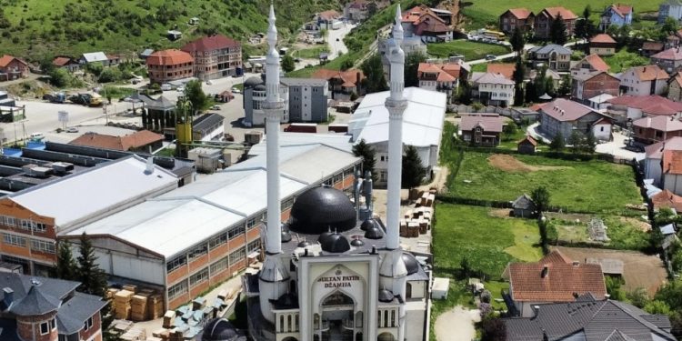 (FOTO) Tutin: U toku je potpuna rekonstrukcija dječijeg obdaništa u Sultan Fatih džamiji