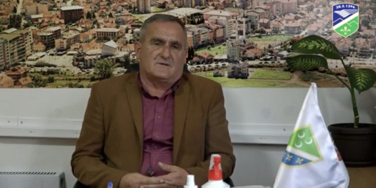 (VIDEO) U OŠ “Rifat Burdžović Tršo” Ministarstvo prosvjete opremilo digitalne učionice