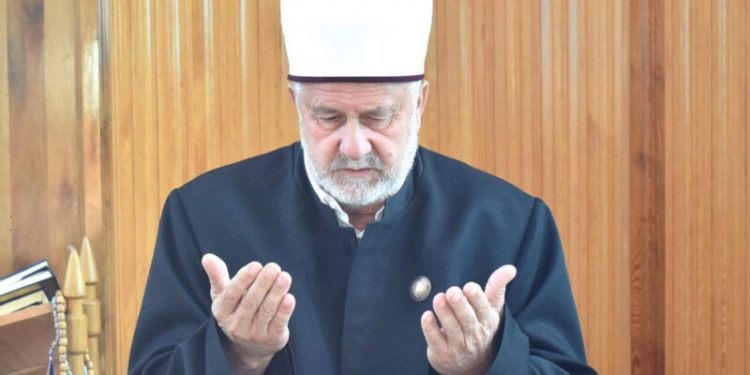 Vjernici napravili kuću efendiji kako bi i poslije penzije ostao u njihovom džematu