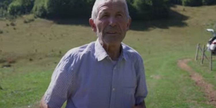 (VIDEO) Šaćo Bajrović ima 92 godine i još izdiže stoku na Prokletije: „Ne mogu bez planine“
