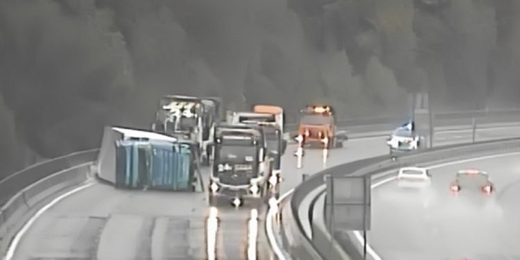Zbog prometne nesreće cjelodnevne gužve na autocesti Ljubljana – Celje