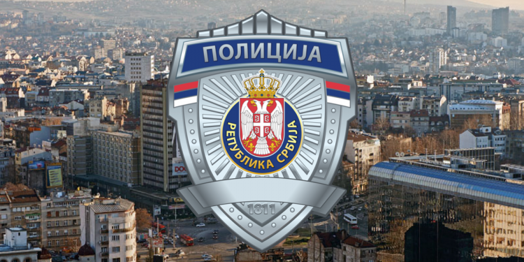 Beograd: Nožem ubadao ljude