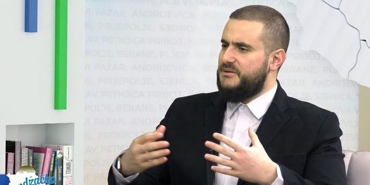 KURIR: NOVI HAOS U PORODICI ZUKORLIĆ! I MUFTIJIN SIN IMA DRUGU ŽENU? Usame oženio SVOJU UČENICU (19) kojoj je predavao u Medresi?!