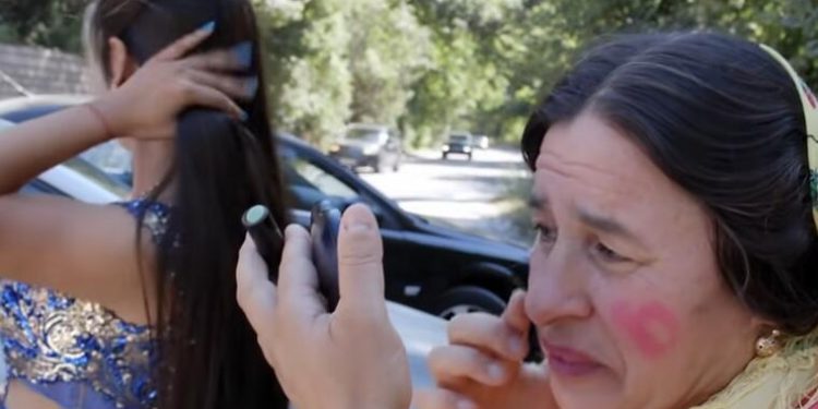 (VIDEO) BUGARSKA ROMSKA PIJACA NEVESTA: Majke prodaju svoje ćerke od 15 godina, a na ceni je samo jedna stvar – NEVINOST