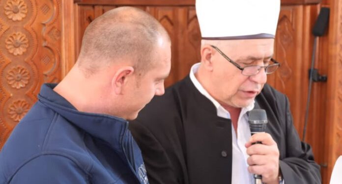 (VIDEO) SINIŠA LUKIĆ PRIMIO ISLAM: HAFIZ HUSEJN EF. ČAJLAKOVIĆ OBJAVIO