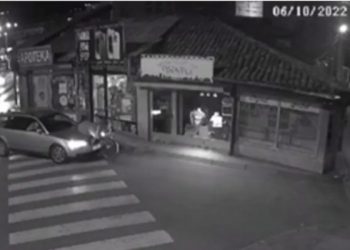 (VIDEO) Novi Pazar: Automobil pokosio biciklistu, policija umjesto vozača kaznila biciklistu