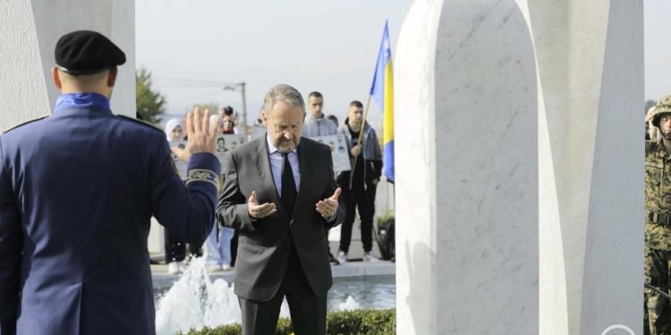 Na Kovačima obilježena 19. godišnjica smrti Alije Izetbegovića: Još uvijek je jako prisutan u životima ljudi