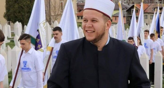 EFENDIJA IZ BIH UČIO EZAN U GLAVNOJ ŠVEDSKOJ CRKVI: VEĆINA PRISUTNIH PRVI PUT SU ČULI POZIV NA MOLITVU