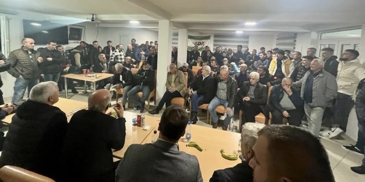 (FOTO) ČLANOVI I RUKOVODSTVO SDA SANDŽAKA SA DONJE PEŠTERI ODRŽALI ZAJEDNIČKI SASTANAK I DONIJELI ODREĐENE ZAKLJUČKE NAKON ZAVRŠENIH IZBORA