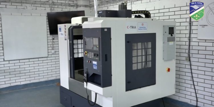 (VIDEO) Tutin: Danas puštena u rad CNC mašina