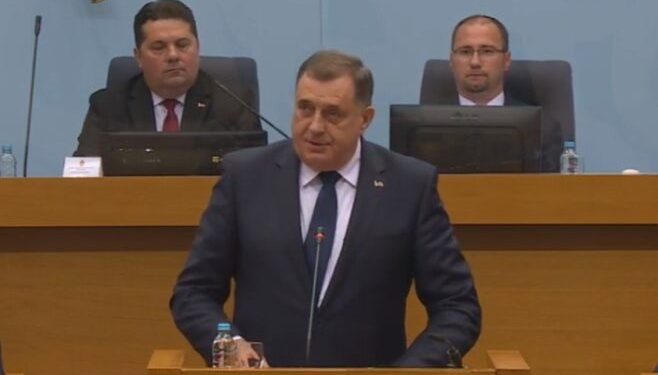 Skandalozan govor Milorada Dodika: Prijetio secesijom, kazao da je ponosan na ratne zločince