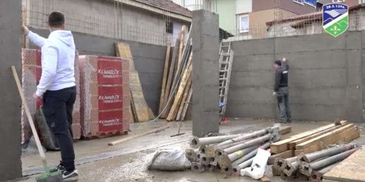(VIDEO) Tutin: Uspješno završena akcija prikuplanja novca za izgradnju kuće porodici Hot