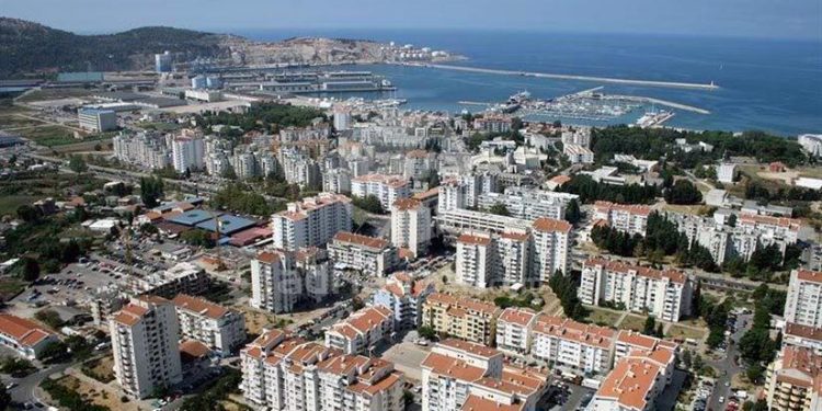 Užas u Baru: Tukao osam sati nevjenčanu suprugu, preminula od zadobijenih povreda!