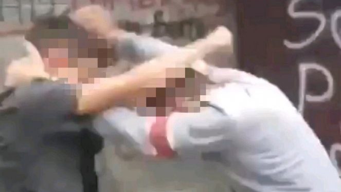 TUČA ISPRED LOKALA U NOVOM PAZARU! Uhapšena tri lica, pronađen pištolj