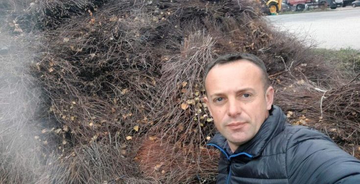 Sandžak: ON ZIMI ZARADI I PO 80 EURA DNEVNO! Posao je lak, a zarada odlična