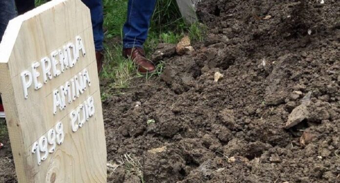 DIRLJIVO: IZGOVORILA ŠEHADET I PRESELILA NA BOLJI SVIJET NA BABINIM RUKAMA