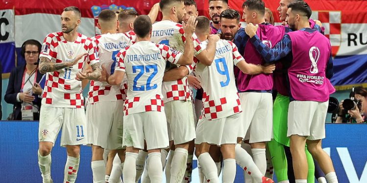 Hrvatska je u četvrtfinalu SP-a nakon penala protiv Japana