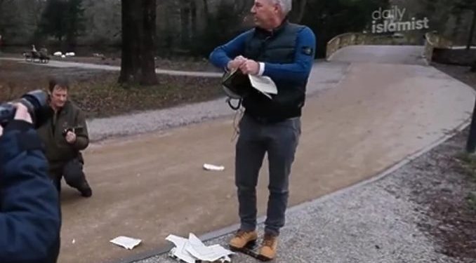 (VIDEO) Holandski desničar pocijepao Kur’an u centru Haga