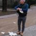 (VIDEO) Holandski desničar pocijepao Kur’an u centru Haga