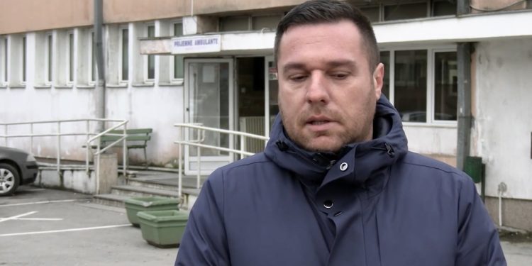 (VIDEO) Jedan učenik u Tutinu uboden nožem, povrijedio ga vršnjak