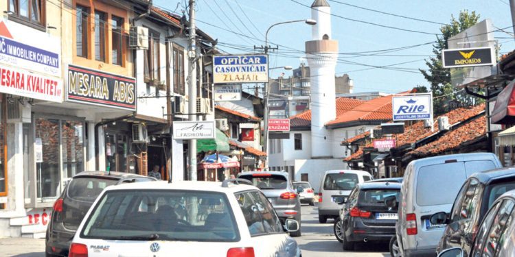 NOVI PAZAR: KOLAPS U PRVOMAJSKOJ ULICI!