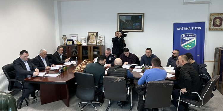 (VIDEO) Tutin: Zasijedao opštinski Štab za vanredne situacije, u pripravnosti zbog obilnih kiša