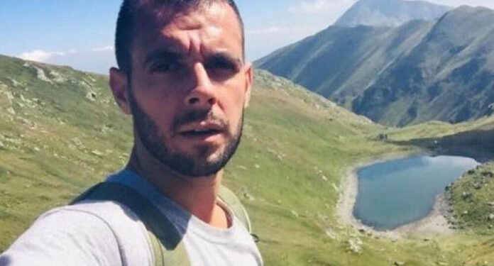 NAPADAČ KOJI JE SINOĆ PUCAO NA DJEČAKE NA KOSOVU SIN JE POGINULOG PRIPADNIKA OVK