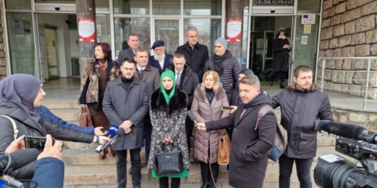 (VIDEO) Novi Pazar: Odbornici SDA Sandžaka i SPP-a zatražili odgovornost gradske uprave i gradonačelnika
