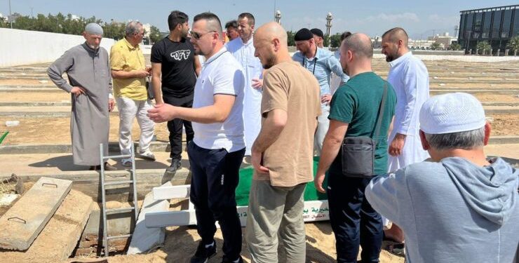 Meka: Klanjana dženaza-namaz hadži Zineti Osmandić