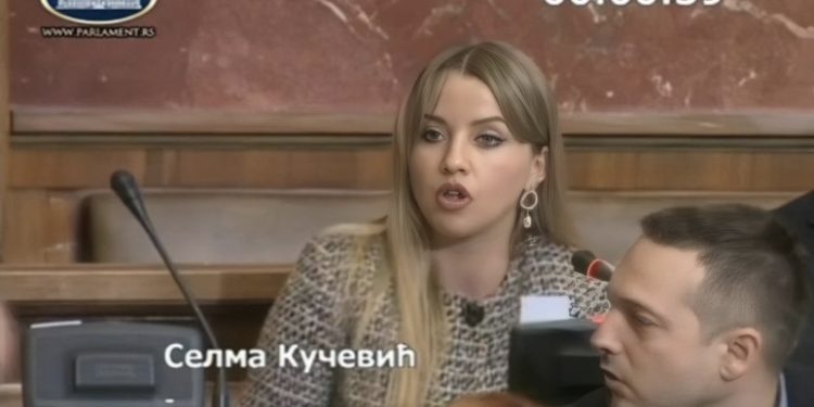 (VIDEO) SELMA KUČEVIĆ: ŽRTVE I PORODICE ŽRTAVA MONTIRANOG POLITIČKOG PROCESA U SANDŽAKU NI POSLE 30.GODINA NEMAJU MIRA