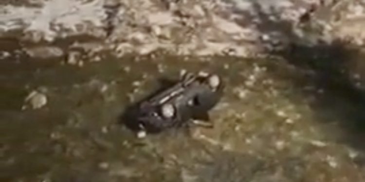 (VIDEO) ROŽAJE: VOZILO SLETJELO U RIJEKU IBAR, NEZVANIČNO, IMA POGINULIH