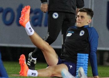 Tahirović: Za mene nije bilo dileme o nastupu za BiH, zahvalan sam Mourinhu