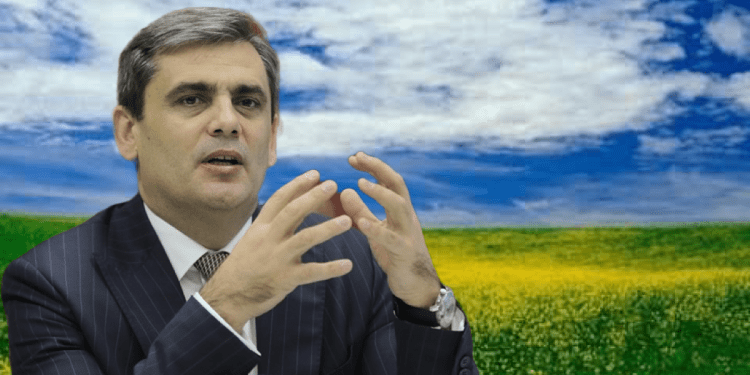 /VIDEO/ “ESELAMU ALEJKUM” NAZVAO JE ERVIN IBRAHIMOVIĆ NA ZAVRŠNOM SKUPU MILA ĐUKANOVIĆA