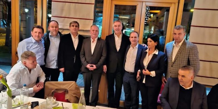 Đukanović i Ibrahimović na iftaru sa dijasporom u Hanoveru