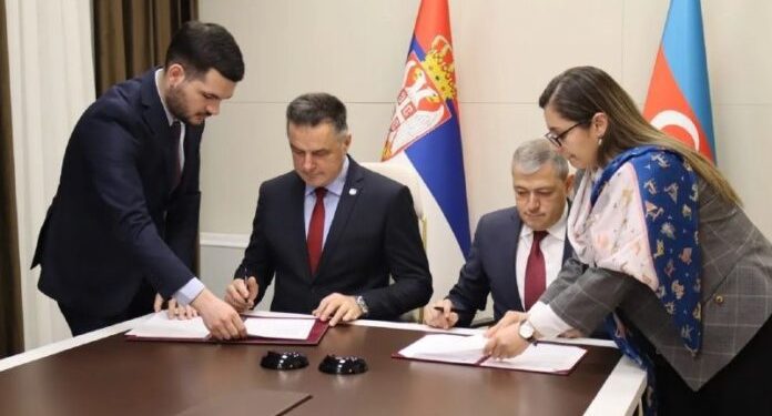 Čelnici Grada Novog Pazara na najgrublji način pokušavaju falcificirati historiju grada negiranjem postojanja Bošnjaka, njihove kulture i jezika