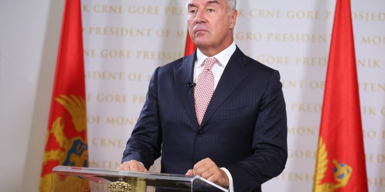 Đukanović podnio ostavku na mjesto predsjednika DPS-a!