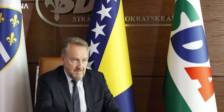 IZETBEGOVIĆ UPUTIO PRVOMAJSKU ČESTITKU: SDA ĆE SE NASTAVITI ZALAGATI ZA POPRAVLJANJE STATUSA RADNIKA