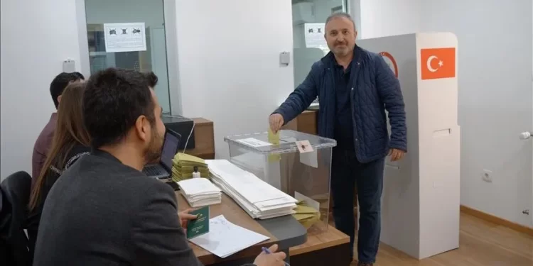 Izbori u Turskoj: U Novom Pazaru počelo glasanje na biralištu u Generalnom konzulatu Republike Turske