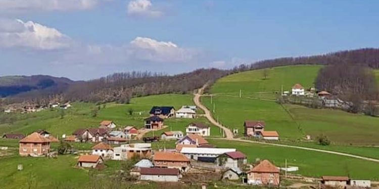TUTIN: TEŠKA SAOBRAĆAJNA NESREĆA U SELU RAMOŠEVO