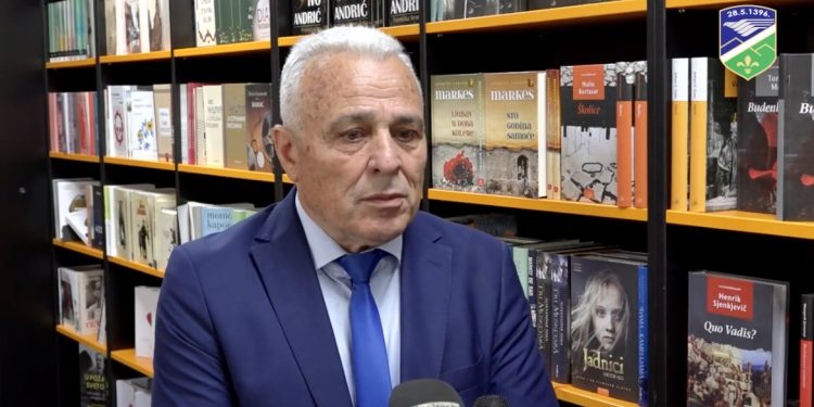 /VIDEO/ Tutin: Otvorena knjižara Službenog glasnika