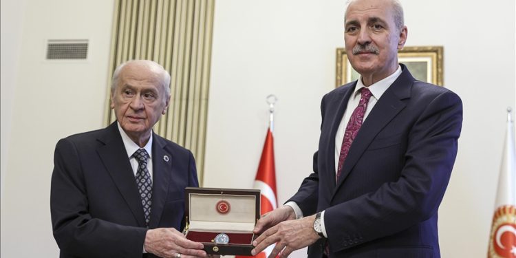 Numan Kurtulmus preuzeo dužnost predsjednika turskog parlamenta