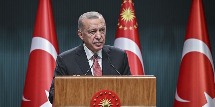 Erdogan: Paljenje Kur'ana ne može biti sloboda