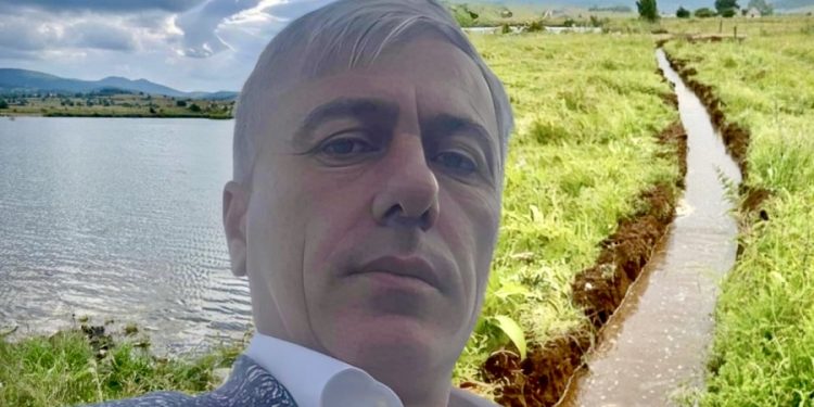 /VIDEO/ Tutin: Kopanjem kanala i postavljanjem protočne cijevi, sačuvan pružljanski asfalt