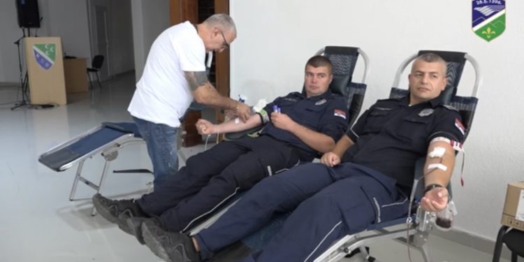 /VIDEO/ Tutin: Krv dalo 39 dobrovoljnih davalaca