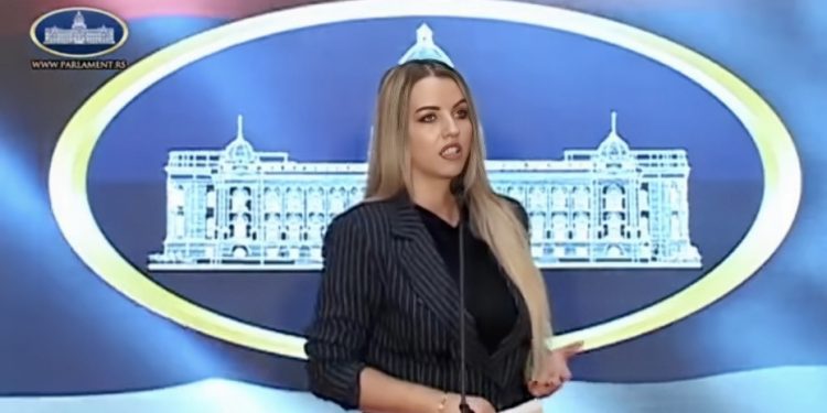 /VIDEO/ Selma Kučević, poslanica SDA Sandžaka održala je konferenciju za novinare u Skupštini Srbije