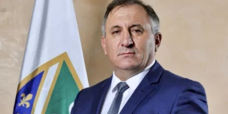HAZBO MUJOVIĆ PREDSJEDNIK U SJENICI